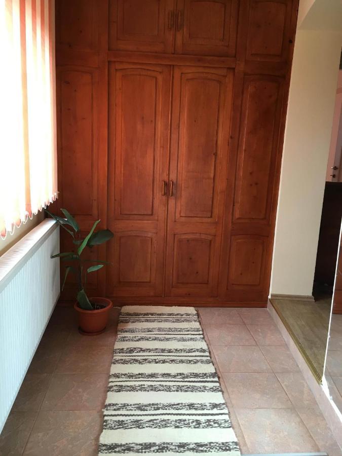 Bicsak Apartman Appartement Joseni Buitenkant foto
